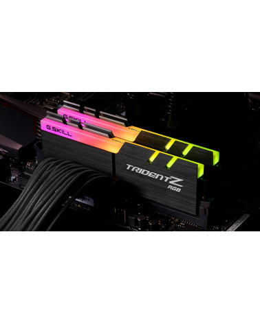 Модуль памяти DDR4 G.SKILL TRIDENT Z RGB 64GB (2x32GB) 3600MHz CL18 (18-22-22-42) 1.35V / F4-3600C18D-64GTZR