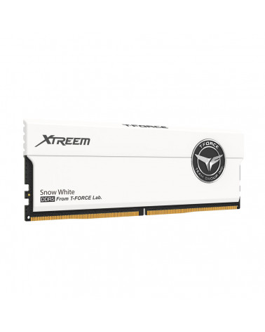 Модуль памяти DDR5 TEAMGROUP T-Force Xtreem 32GB (2x16GB) 7200MHz CL34 (34-42-42-84) 1.40V / FFWD532G7200HC34ADC01 / White