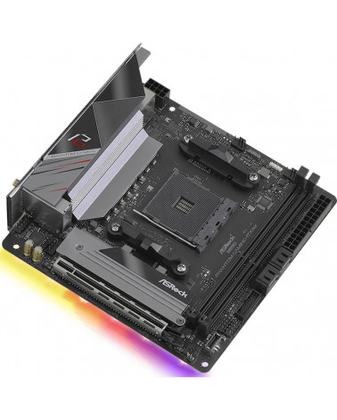 Материнская плата ASRock B550 PHANTOM GAMING-ITX/AX, Socket AM4, AMD B550, 2xDDR4-3200, HDMI+DP, 1xPCI-Ex16, 4xSATA3(RAID 0/1/10