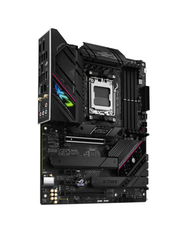 Материнская плата ASUS ROG STRIX B650E-F GAMING WIFI AM5 ATX 4xDDR5 2xPCIEx16 2хPCIEx1 3xM.2 2хUSB-C DP HDMI 2.5GLAN Wi-Fi 6E (9