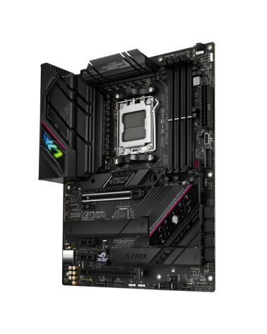 Материнская плата ASUS ROG STRIX B650E-F GAMING WIFI AM5 ATX 4xDDR5 2xPCIEx16 2хPCIEx1 3xM.2 2хUSB-C DP HDMI 2.5GLAN Wi-Fi 6E (9