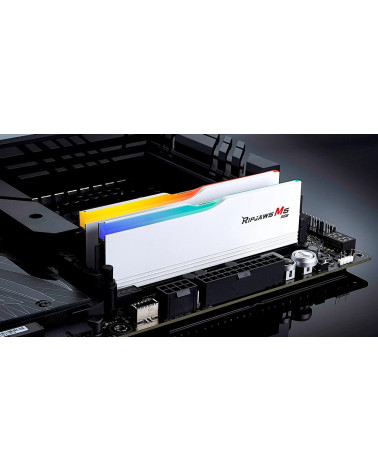 Модуль памяти DDR5 G.SKILL RIPJAWS M5 RGB 96GB (2x48GB) 6400MHz CL32 (32-39-39-102) 1.35V / F5-6400J3239F48GX2-RM5RW / White