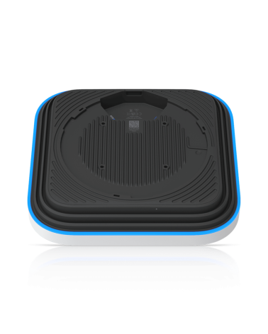 Точка доступа Wi-Fi Ubiquiti UniFi E7 AP 2,4+5+6 ГГц, Wi-Fi 7, 4х4 MU-MIMO, 802.3bt, 1х 10G RJ45, 1х 1G RJ45