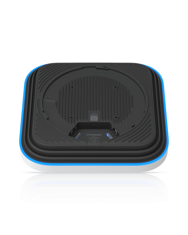 Точка доступа Wi-Fi Ubiquiti UniFi E7 AP 2,4+5+6 ГГц, Wi-Fi 7, 4х4 MU-MIMO, 802.3bt, 1х 10G RJ45, 1х 1G RJ45
