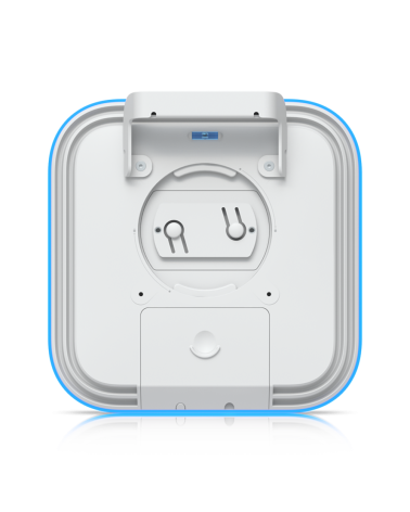Точка доступа Wi-Fi Ubiquiti UniFi E7 AP Campus  2,4+5+6 ГГц, Wi-Fi 7, 4х4 MU-MIMO, 802.3bt, 1х 10G RJ45, 1х 1G RJ45