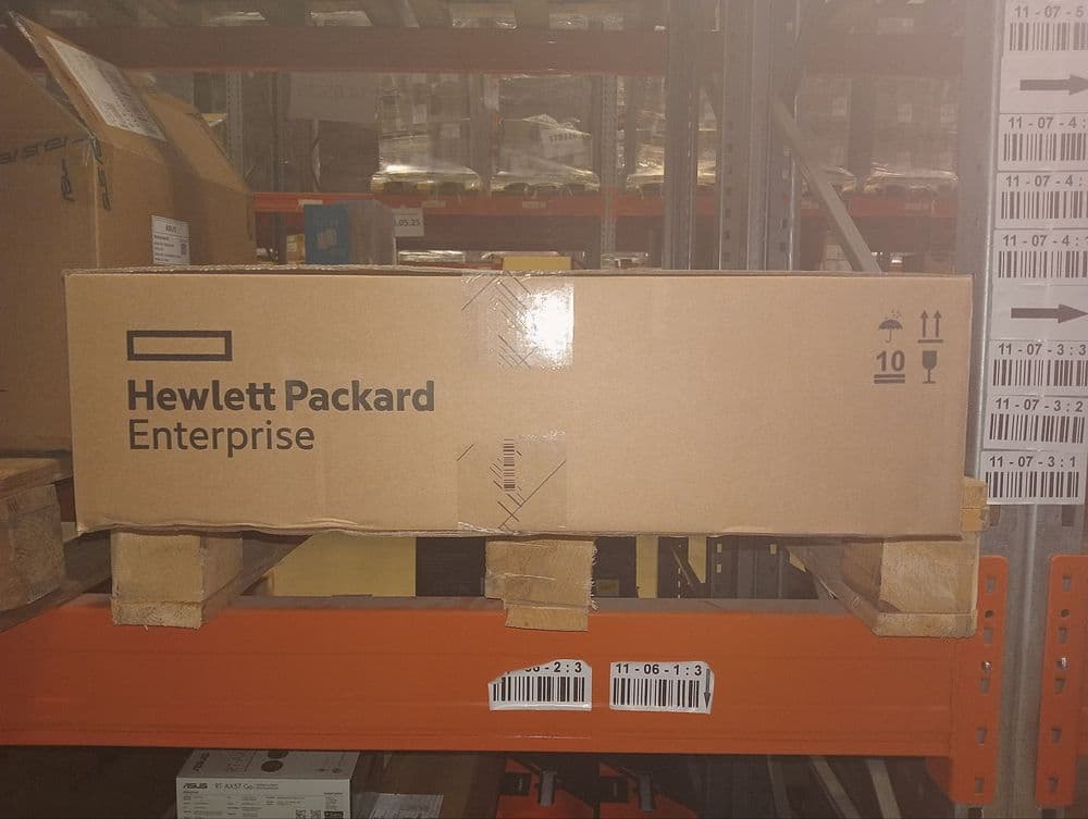 Коммутатор HPE Bad Pack Aruba 6300M 24SFP+ and 4SFP56 Ports Switch power supply not included